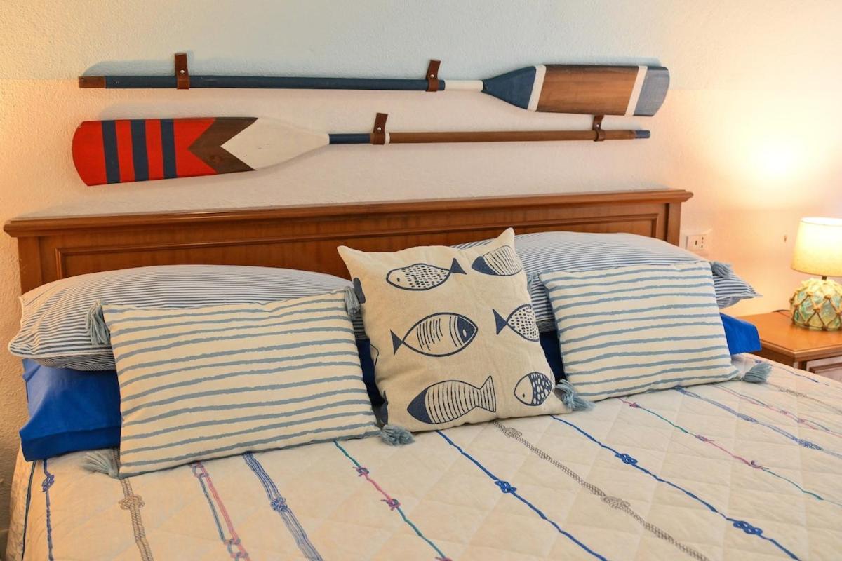 Beach House Isquia Exterior foto