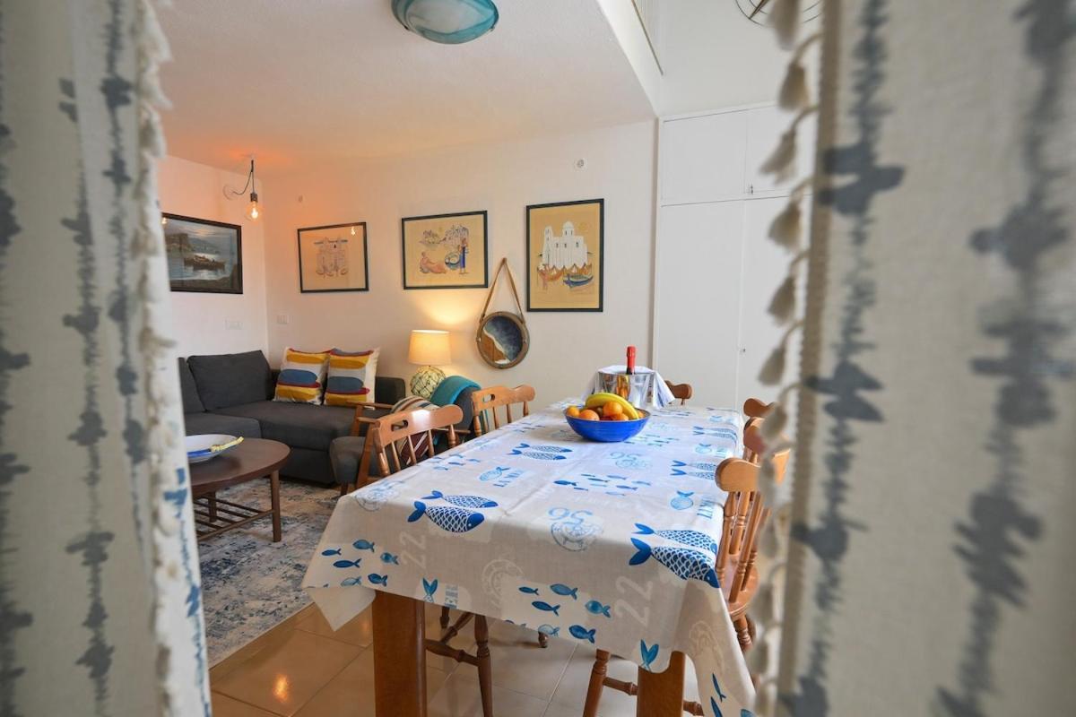 Beach House Isquia Exterior foto