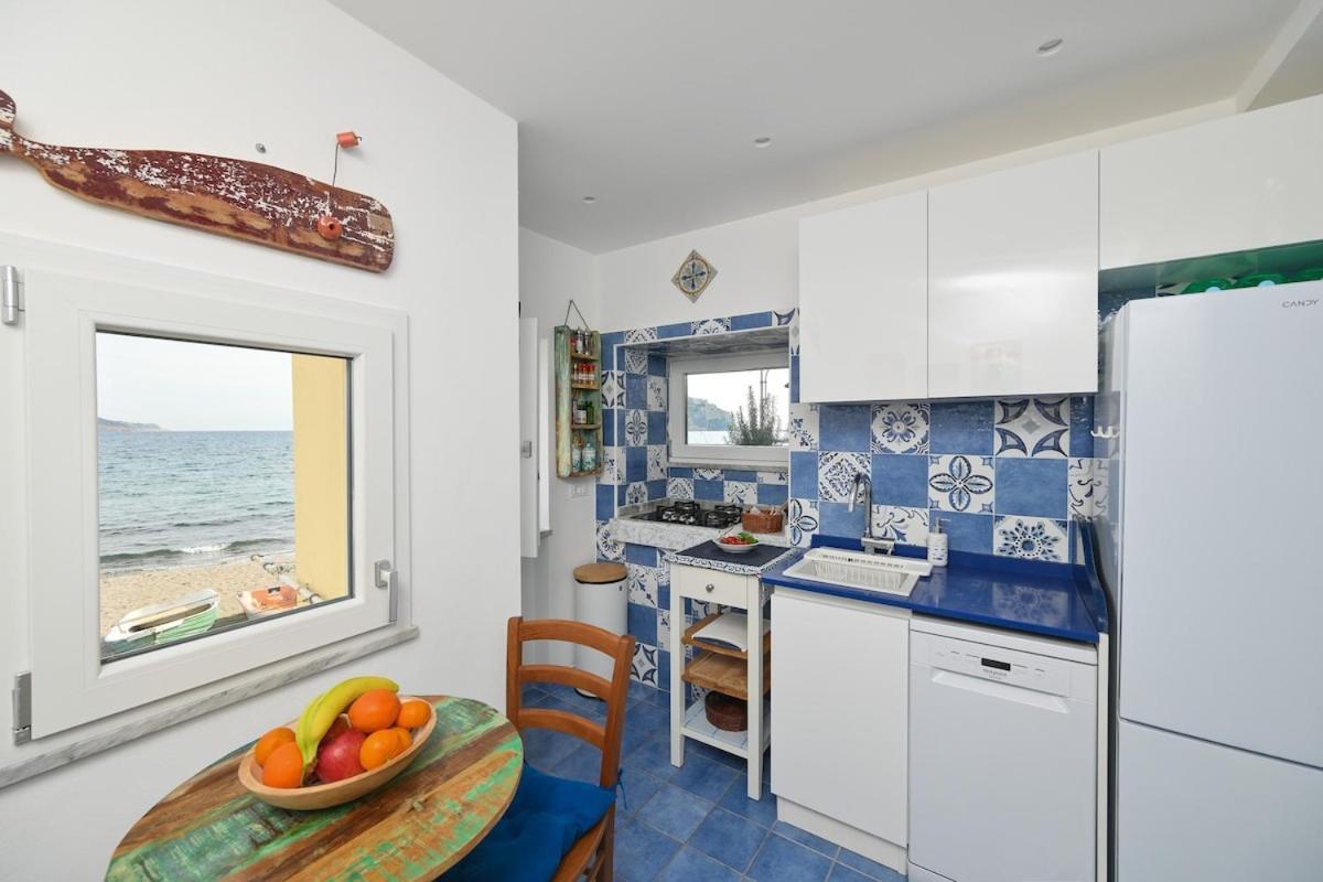 Beach House Isquia Exterior foto